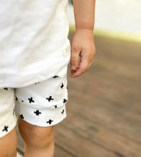 Load image into Gallery viewer, Shorts - Cross Black