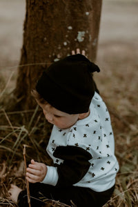 Sweater Set - Black/ Cross