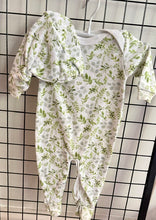 Load image into Gallery viewer, SALE - Footed Romper and Beanie set - Watercolour leaves
