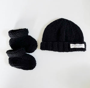 Knitted Set Black