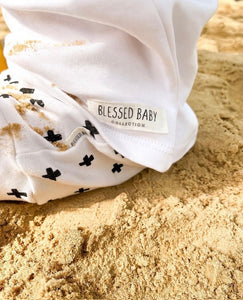 Shorts - Cross Black