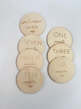 Load image into Gallery viewer, Welcome Home - Wooden Discs
