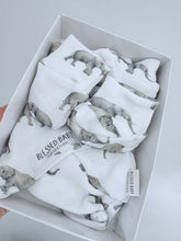 Load image into Gallery viewer, Baby Gift Box Set - Elephants
