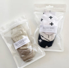 Load image into Gallery viewer, Baby Mittens
